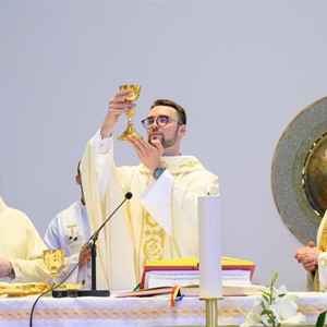 Vlč. Krešimir Cervelin proslavio mladu misu u Župi sv. Ivana XXIII., pape